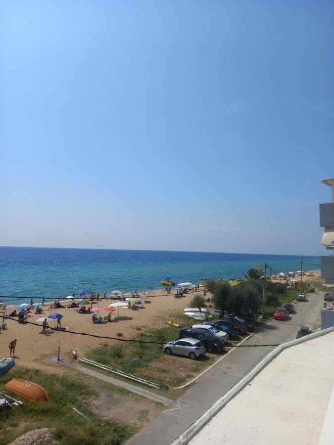 "Breeze" Front To The Sea - Hakidiki Villa Flojitá Kültér fotó